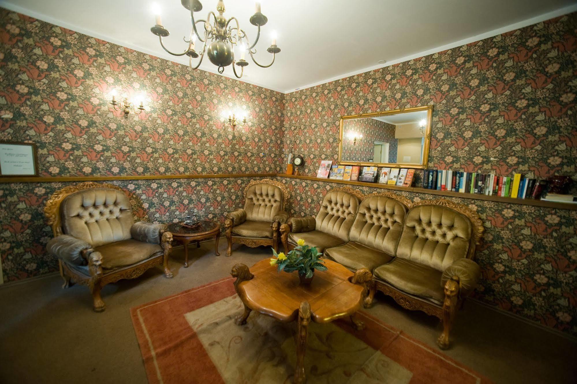Oldhouse Hostel Tallinn Eksteriør bilde