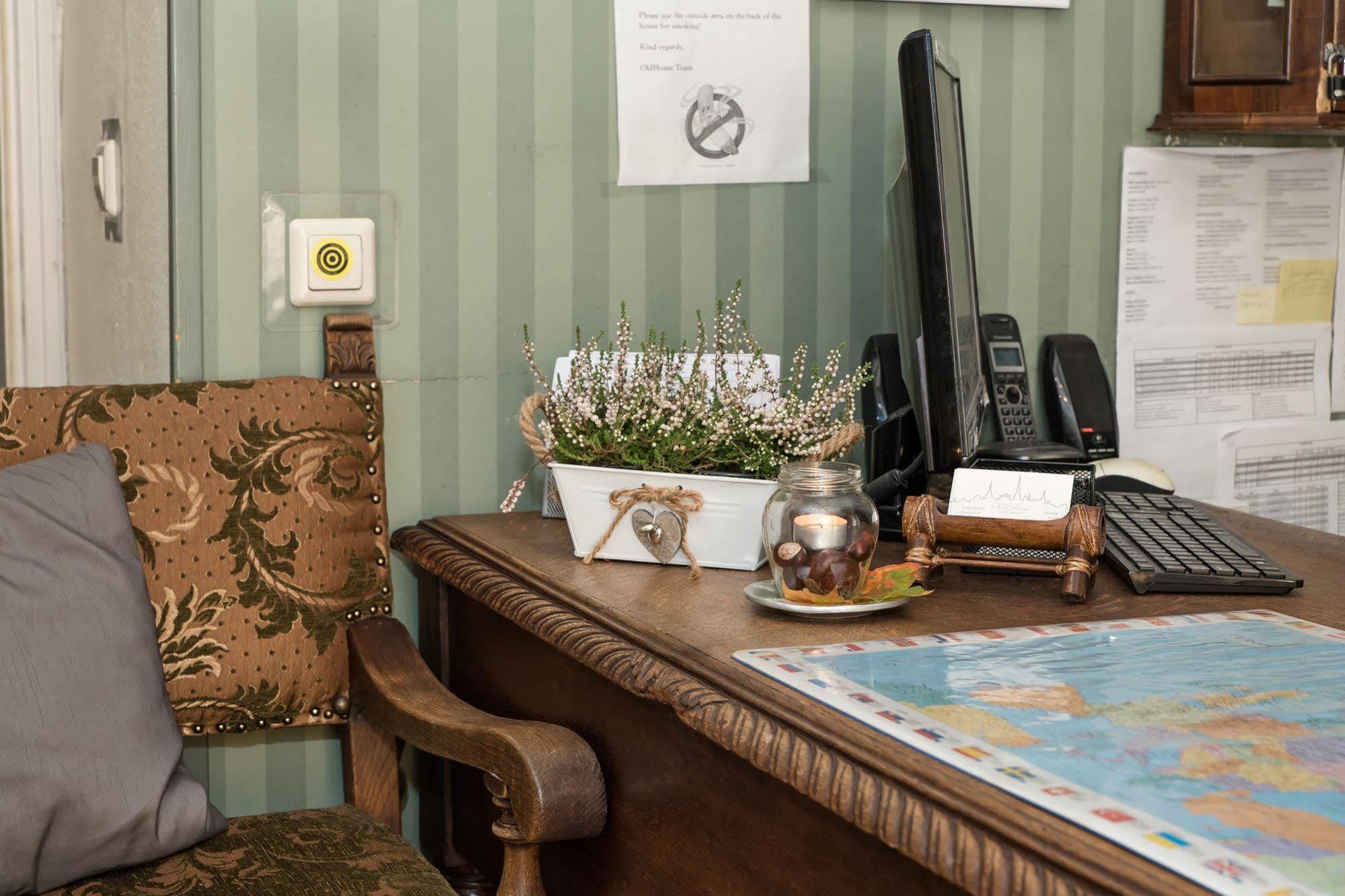Oldhouse Hostel Tallinn Eksteriør bilde