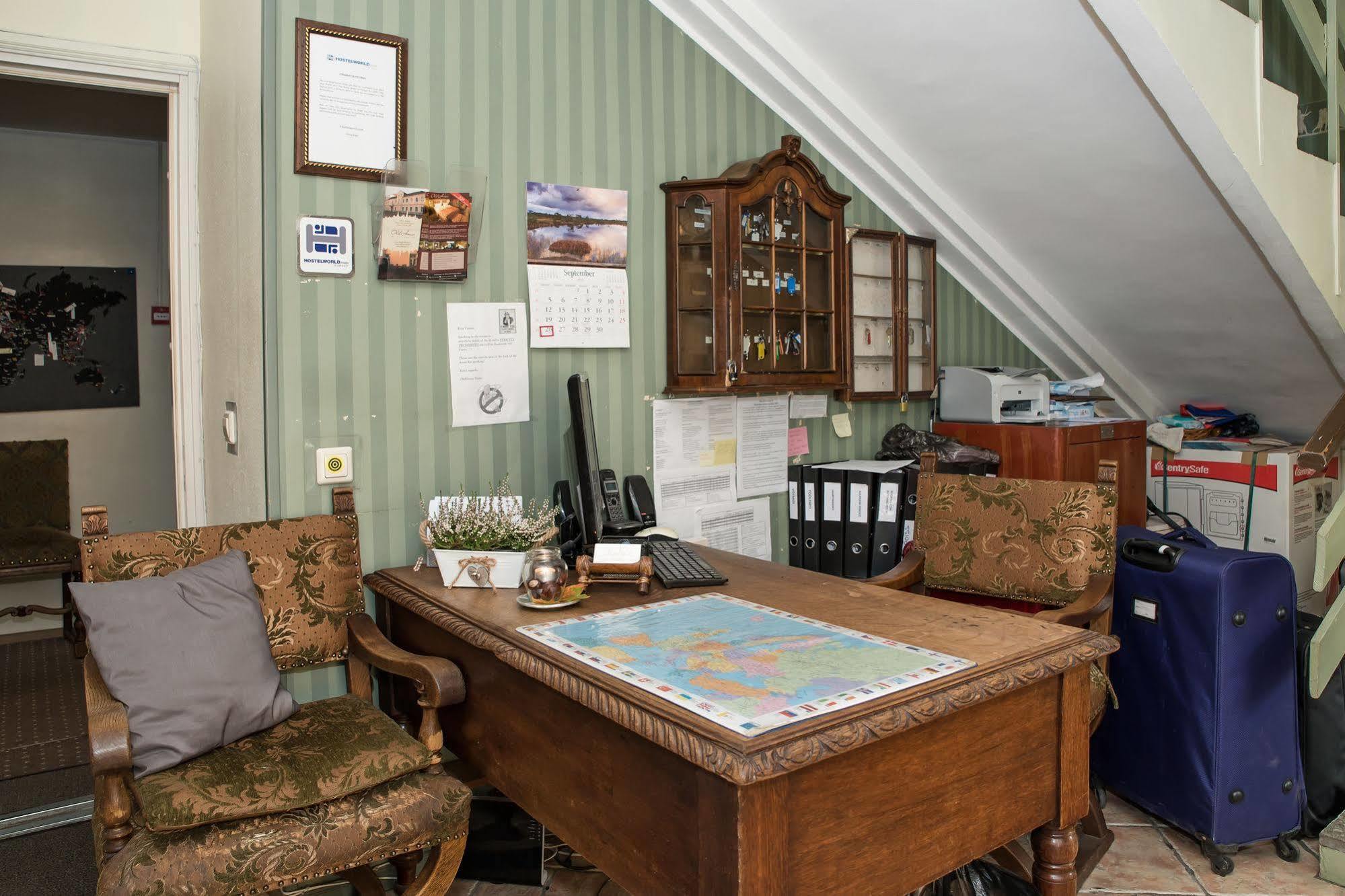 Oldhouse Hostel Tallinn Eksteriør bilde