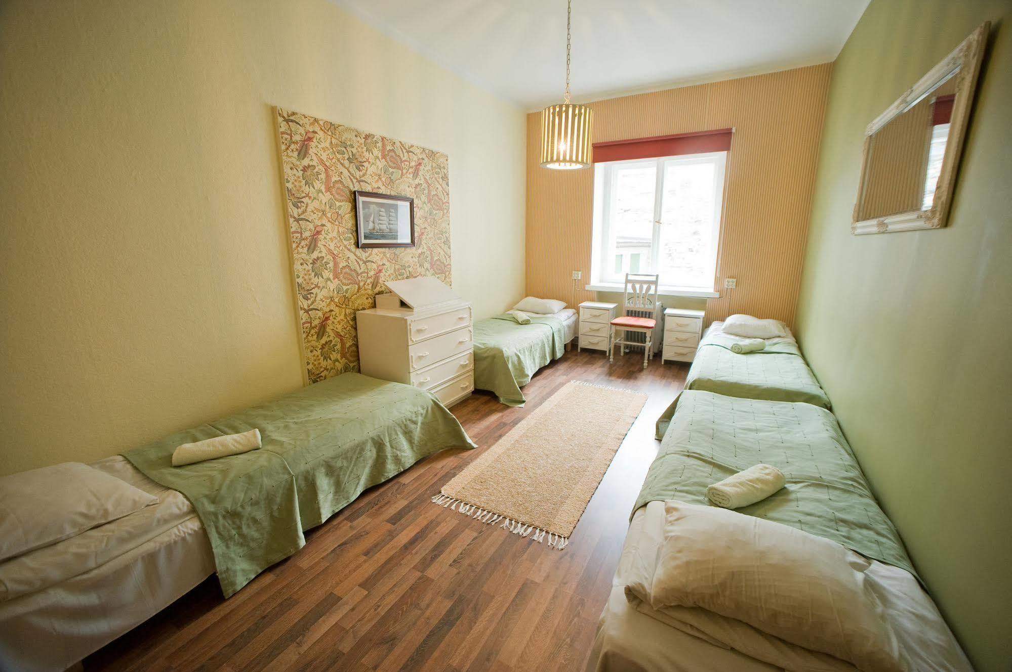 Oldhouse Hostel Tallinn Eksteriør bilde