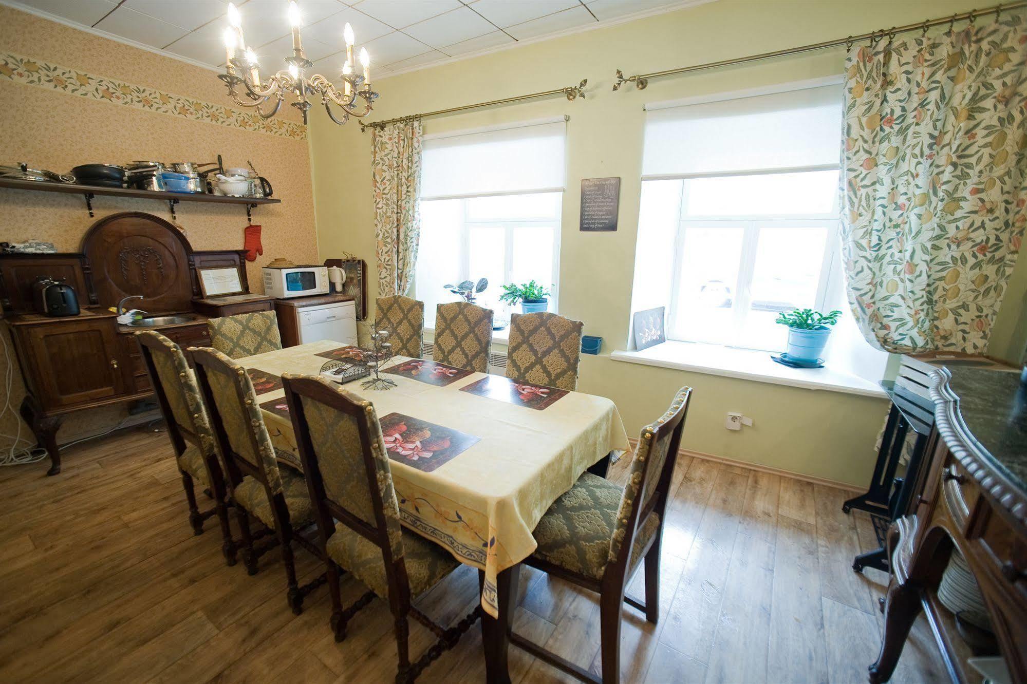 Oldhouse Hostel Tallinn Eksteriør bilde